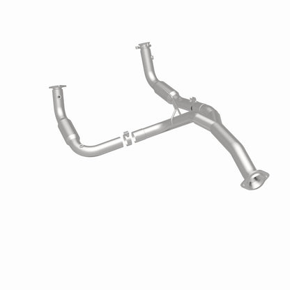 Magnaflow 11-15 Chevrolet Silverado 2500 HD 6.0L Direct Fit Converter Magnaflow