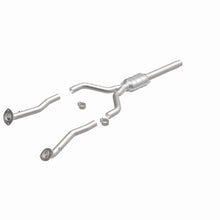 Load image into Gallery viewer, MagnaFlow Conv DF 96-97 Lexus LS400 4.0L rear