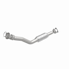 Load image into Gallery viewer, MagnaFlow Conv DF 97-03 Chevy Malibu 3.1L