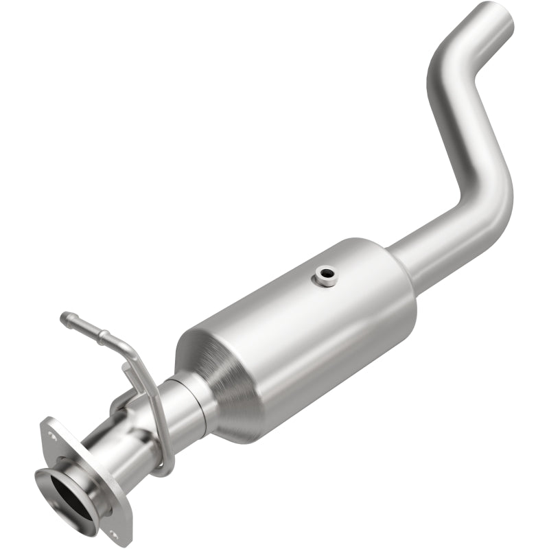 MagnaFlow 22-24 Ford F-650 V8 7.3L Underbody Direct Fit Catalytic Converter Magnaflow