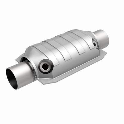 MagnaFlow Conv Univ 2.25 W/Dual O2 Boss Magnaflow