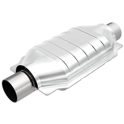 MagnaFlow Conv Univ 2.5in Inlet/Outlet Center/Center Oval 12in Body L x 7in W x 16in Overall L Magnaflow