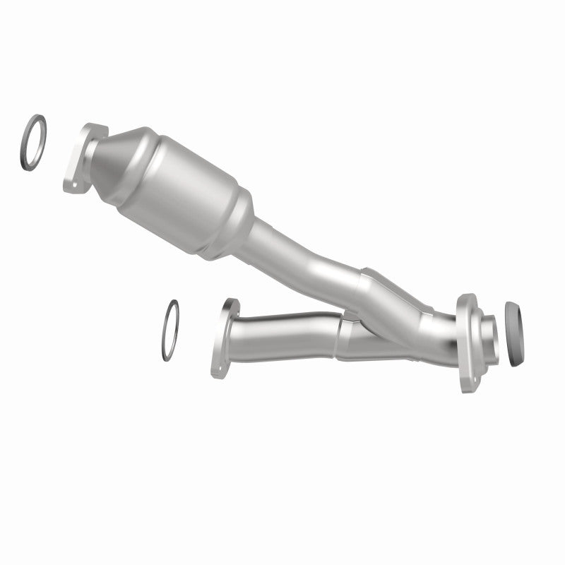 MagnaFlow Conv DF 01-03 Highlander 3L rr OEM Magnaflow
