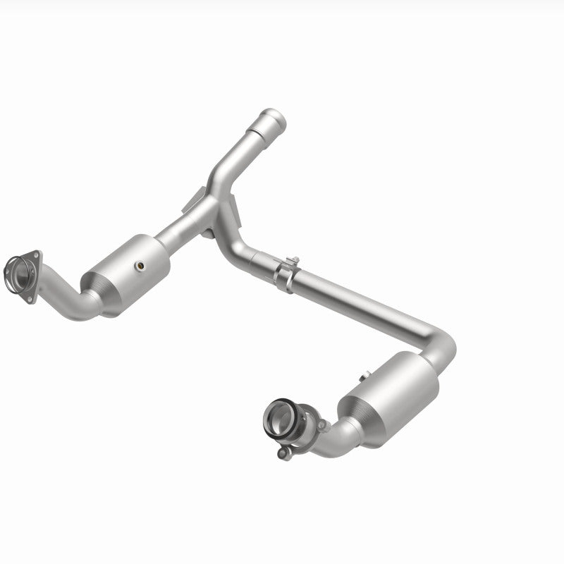 Magnaflow 19-20 GMC Sierra 1500 Single Underbody 4.3L/5.3L Direct Fit Catalytic Converter Magnaflow