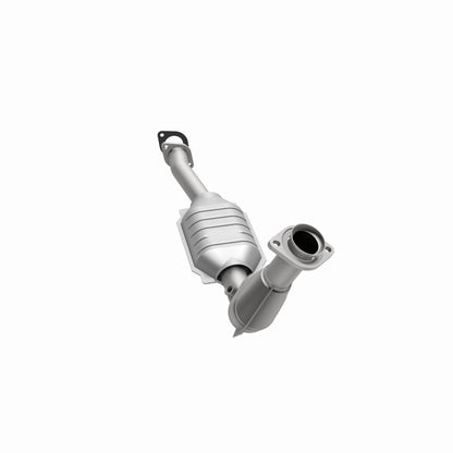 Magnaflow Conv DF 03-06 Ford Crown Victoria / 03-06 Lincoln Town Car 4.6L (California) Magnaflow