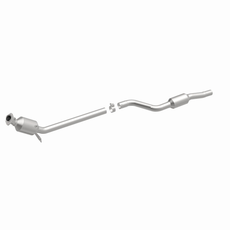 Magnaflow 12-14 C350 V6 3.5 OEM Underbody Direct Fit Converter Magnaflow