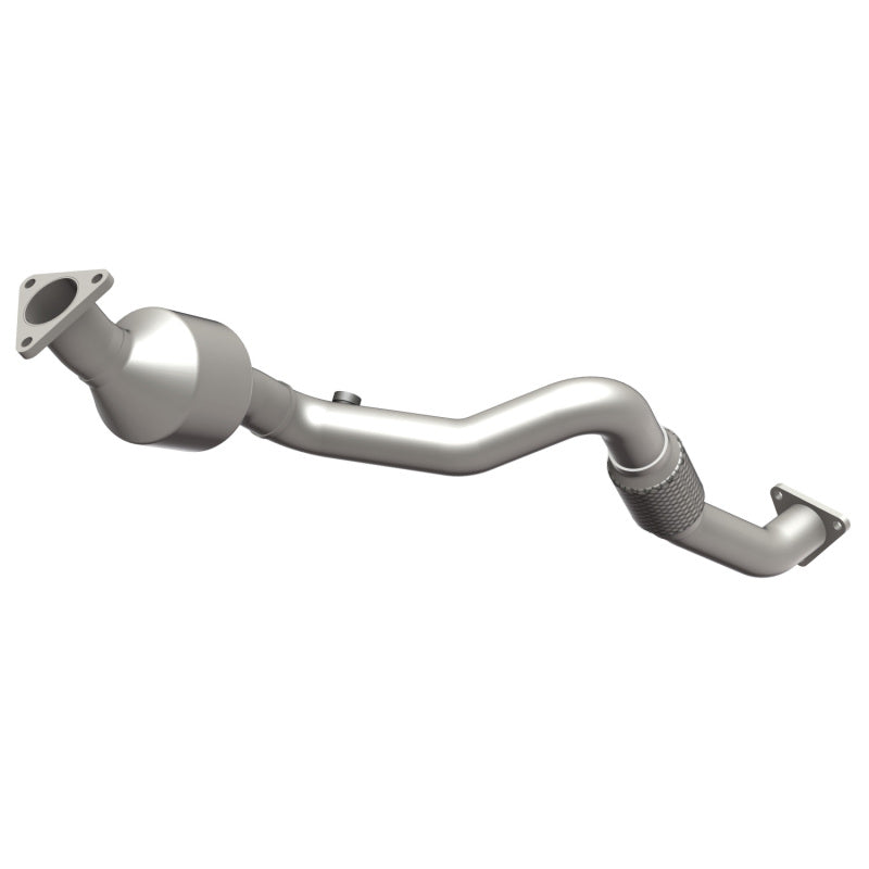 MagnaFlow Conv DF 07 VW Touareg 3.6L Front close Magnaflow
