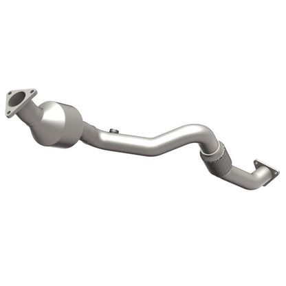 MagnaFlow Conv DF 07 VW Touareg 3.6L Front close Magnaflow