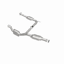 Load image into Gallery viewer, Magnaflow Conv DF 02-03 Ford Explorer 4.0L / 02-03 Mercury Mountaineer 4.0L (California)