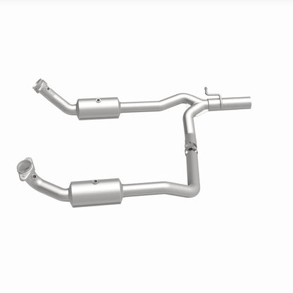 Magnaflow 09-13 Ford E-350 Super Duty V10 6.8 OEM Underbody Direct Fit Catalytic Converter Magnaflow