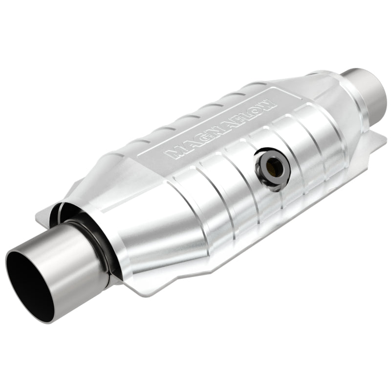 Magnaflow Conv Univ 2.50 Mid O2 Rear Magnaflow