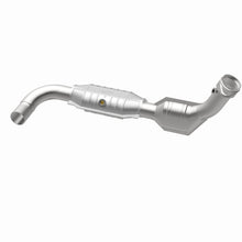 Load image into Gallery viewer, MagnaFlow Conv DF 99-00 Ford Exped 4.6L