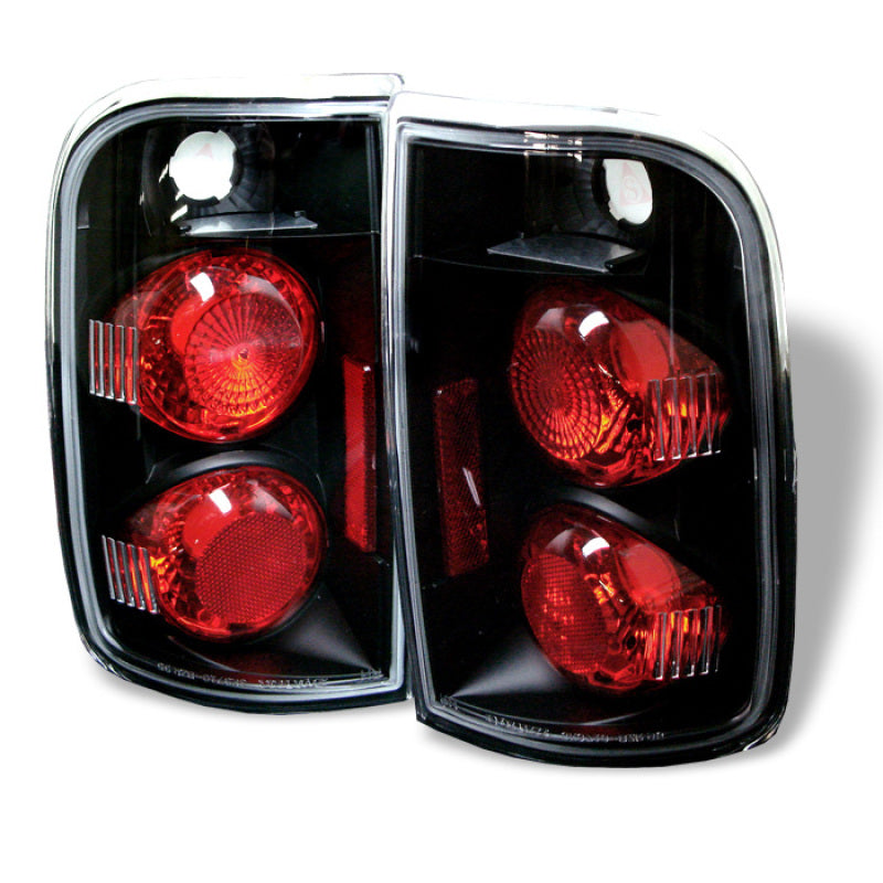 Spyder Chevy Blazer 95-05/Oldsmobile Bravada 96-01 Euro Tail Lights Blk ALT-YD-CB95-BK SPYDER