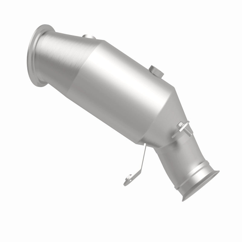 MagnaFlow 2014 BMW 335i GT xDrive 3.0L Underbody Direct Fit EPA Compliant Catalytic Converter Magnaflow