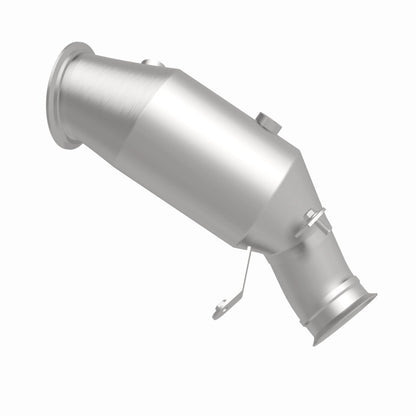 MagnaFlow 2014 BMW 335i GT xDrive 3.0L Underbody Direct Fit EPA Compliant Catalytic Converter Magnaflow