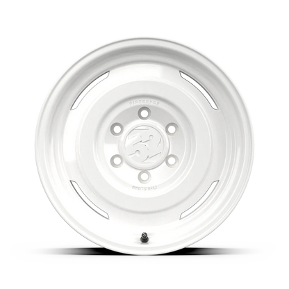 Fifteen52 Analog HD 17x8 6x139.7 +25 Offset Classic White Wheel AHDCW-78069+25