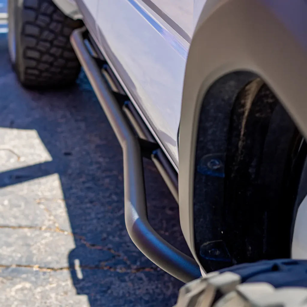 Cali Raised 2025+ Toyota 4Runner / 2024+ Lexus GX550 TE Rock Sliders - No Kick-Out/Powder/Threaded
