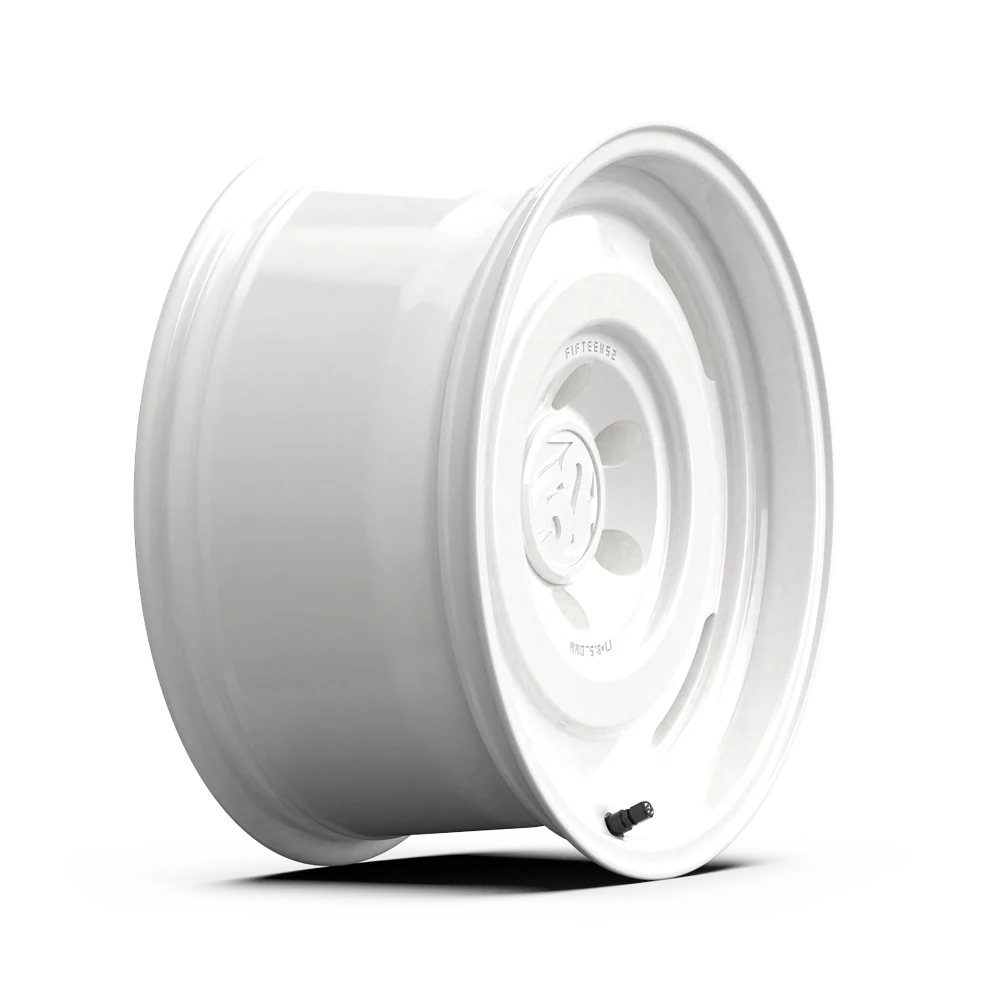 Fifteen52 Analog HD 17x8 5x150 +25 Offset Classic White Wheel AHDCW-78055+25