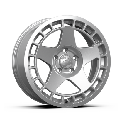 Fifteen52 Turbomac 17x7.5 4x100 +30 Speed Silver Wheel TURSS-77540+30