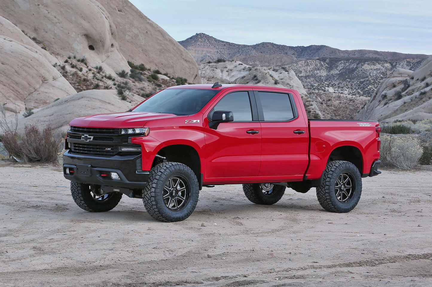 Fabtech 4" Sport Suspension System w/Performance Shocks – 2025 GM 1500 4WD Trail Boss & AT4 (K1231)