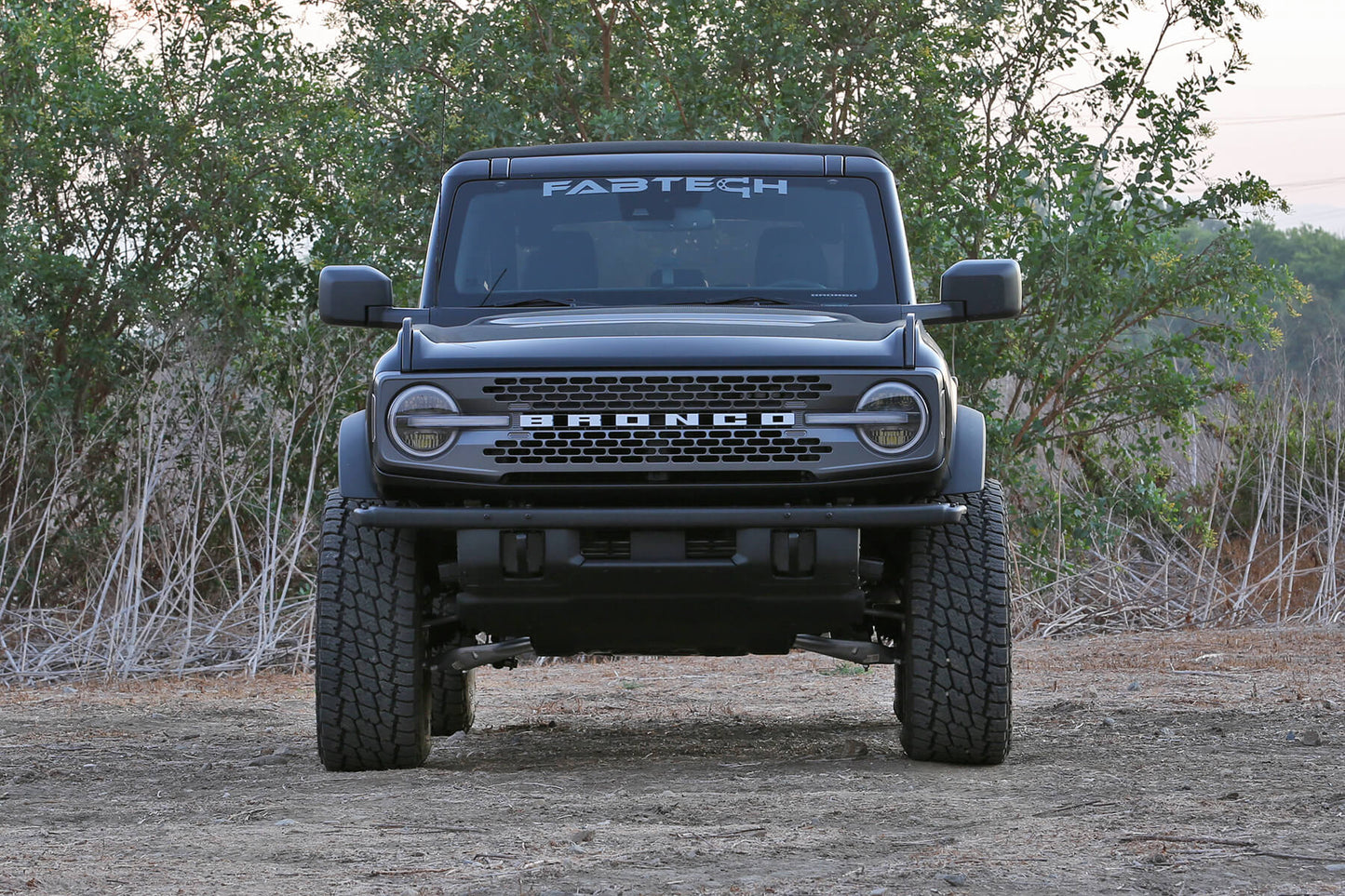 Fabtech 4in Lift Kit with Ball Joint UCAs and Shock Spacers for 2021-2024 Ford Bronco Non-Bilstein Models (K2424)