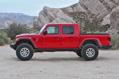 Fabtech 3in Trail Suspension System with Dirt Logic 2.5 Coilovers and Dirt Logic Rear Shocks for 2020-2022 Jeep Gladiator JT 4WD Gas (K4217DL)