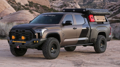 Fabtech 3" Dirt Logic Suspension System w/Ball Joint UCA, Dirt Logic 2.5 Reservoir Coilovers, Dirt Logic 2.25 Rear Shocks & Air Bag Spacers – 2022–2026 Toyota Tundra 4WD (K7112DL)