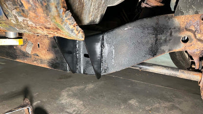 Rust Buster Mid Cab Mount for 1988-1998 GM C/K Trucks - RB7310