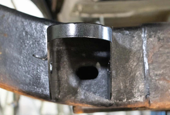 Rust Buster Front Cab Mount for 1999-2013 GM 1500 Pickups - Right - RB7324R