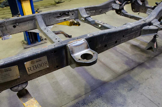 Rust Buster Center Cab Mount for 2014-2019 GM 1500 Pickups - Right - RB7395R