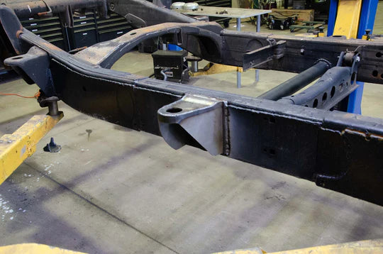 Rust Buster Center Cab Mount for 2011-2019 GM HD - Right - RB7832R