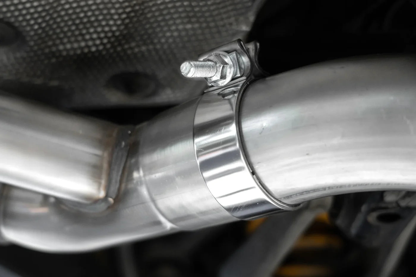 MBRP S45023CF 3" ARMOR Pro Resonator-Back Exhaust – Active Profile | 2019–2021 BMW M2 Competition