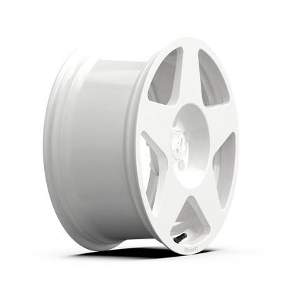 fifteen52 Tarmac 18x8.5 5x114.3 30mm ET 73.1mm Center Bore Rally White Wheel