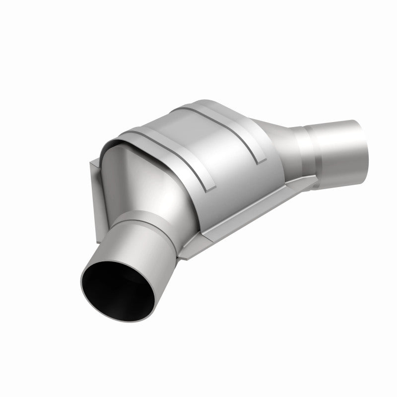 MagnaFlow Conv Univ 2.50inch Angled Inlet/Outlet Magnaflow