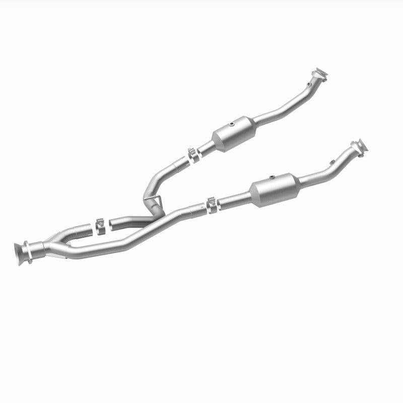 MagnaFlow 20-21 Ford Transit-150 Single Underbody V6 3.5L RWD Direct-Fit Catalytic Converter Magnaflow