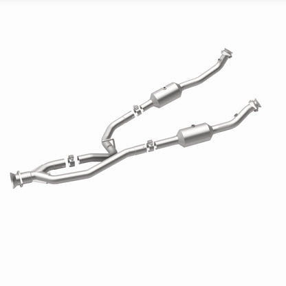 MagnaFlow 20-21 Ford Transit-150 Single Underbody V6 3.5L RWD Direct-Fit Catalytic Converter Magnaflow