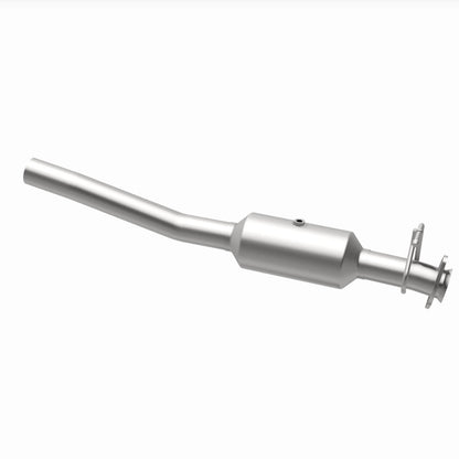 MagnaFlow 16-19 Ford F-53 V10 6.8L Underbody Direct-Fit Catalytic Converter Magnaflow
