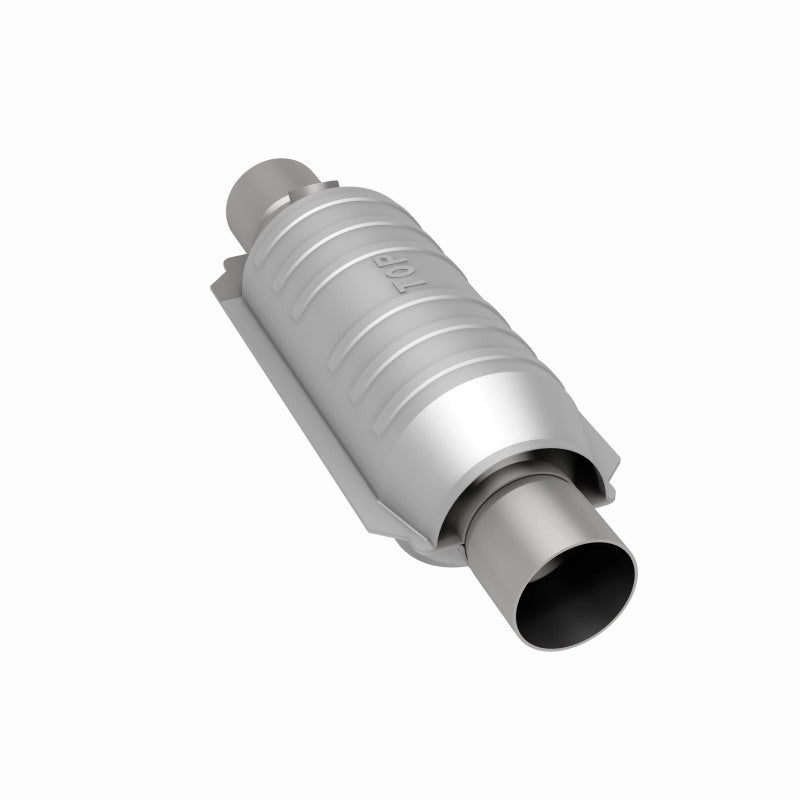 Magnaflow Conv Univ 2.25 1/O2 CA Magnaflow
