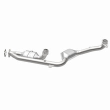 Load image into Gallery viewer, MagnaFlow CONV DF 99-01 Continental 4.6L 50S