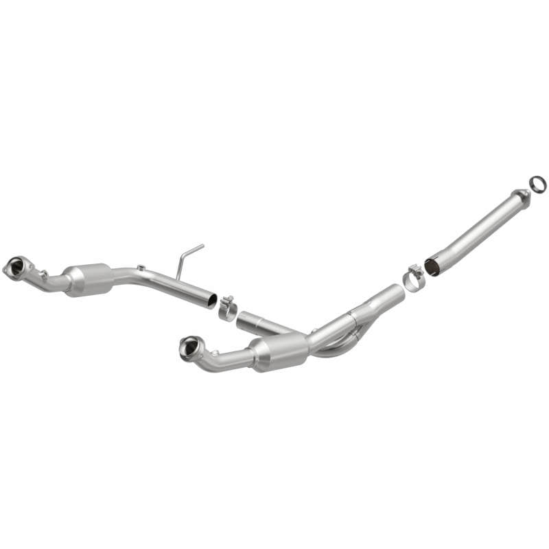 MagnaFlow Conv Direct Fit OEM 2004-2005 Ford Explorer/Mercury Mountaineer Underbody Magnaflow