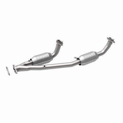 Magnaflow 95-97 Ford Windstar 3.8L Direct Fit Converter Magnaflow