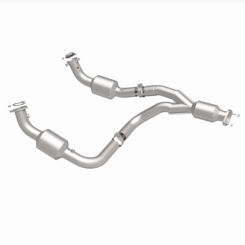 Magnaflow 12-20 Chevrolet Express 4500 Underbody 6.0L Direct Fit Catalytic Converter Magnaflow