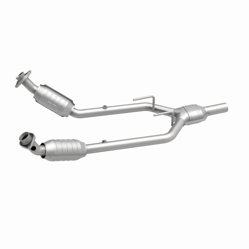 MagnaFlow Conv DF 96-97 Mercury Cougar 3.8L Magnaflow