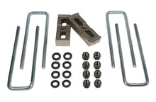 Load image into Gallery viewer, Tuff Country 01-10 Chevy Silverado 3500 4wd 1in Rear Block &amp; U-Bolt Kit