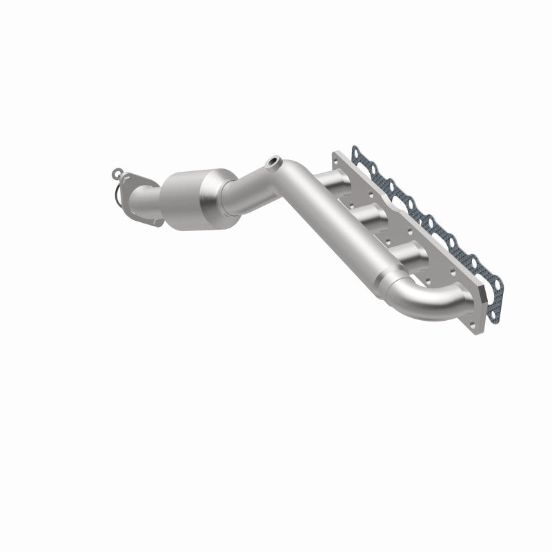 Magnaflow 2004 Nissan Titan 5.6L Direct Fit Converter Magnaflow