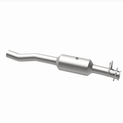 MagnaFlow 16-19 Ford F-650 V10 6.8L Underbody Direct Fit Catalytic Converter Magnaflow