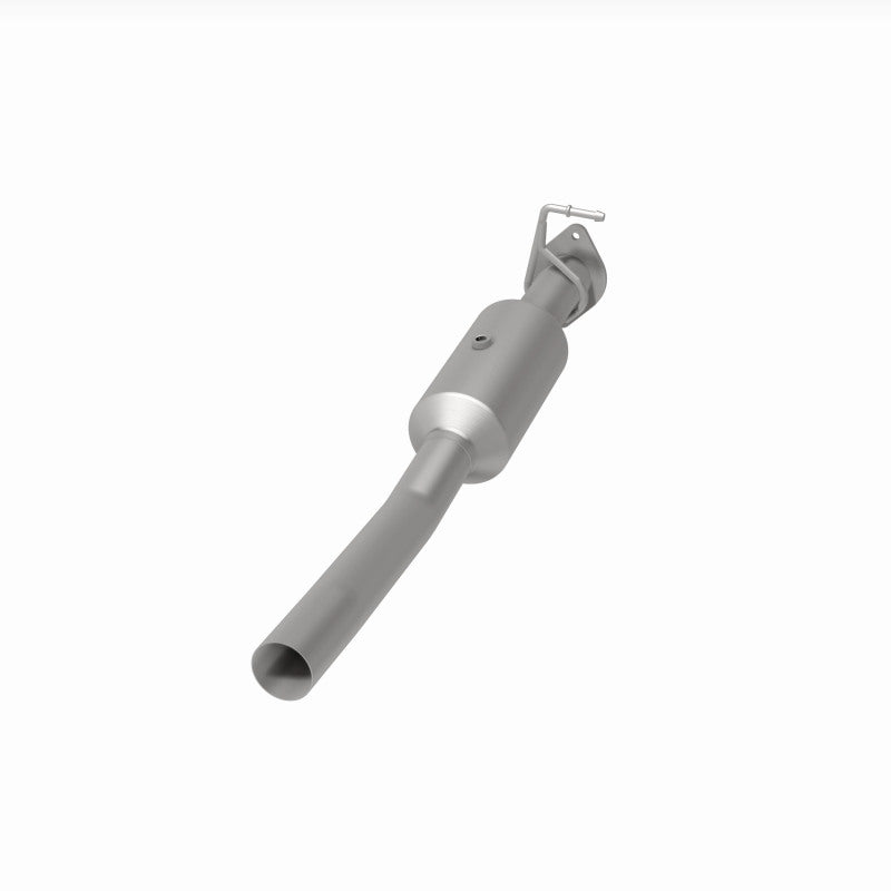 MagnaFlow 16-19 Ford F-53 V10 6.8L Underbody Direct-Fit Catalytic Converter Magnaflow