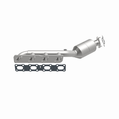 MagnaFlow Direct-Fit SS Catalytic Converter 04-06 Nissan Titan 5.6L V8 (California) Magnaflow