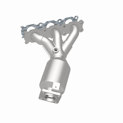 Magnaflow 2007 XC90 3.2L Underbody Direct Fit Converter Magnaflow