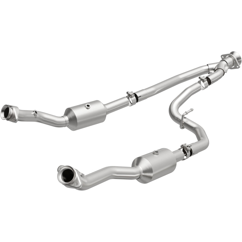 MagnaFlow 20-21 Ford Transit-150 Single Underbody V6 3.5L RWD Direct-Fit Catalytic Converter Magnaflow